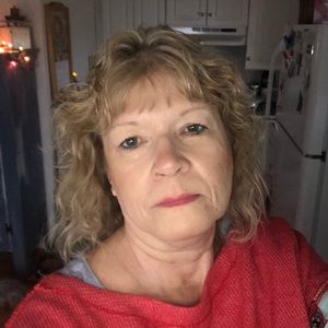Meet your Posher, Lynette